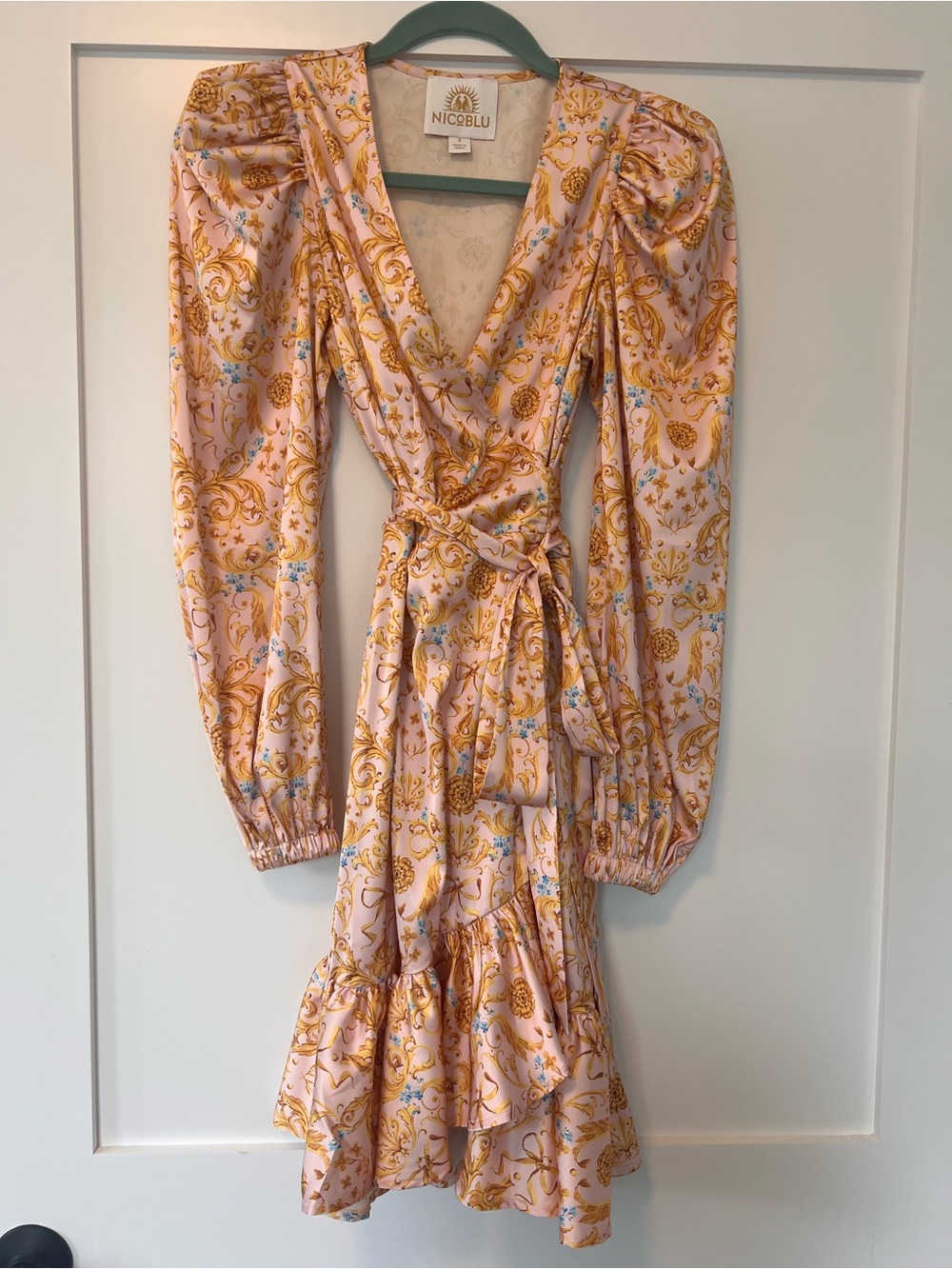Nicoblu Pink Long-Sleeve Wrap Dress with Gold Scroll Print NWOT